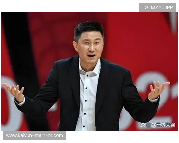 杜锋末节外援选择争议 广东领先18分遭翻盘显控场短板 杜锋末节外援选择争议 广东领先18分遭翻盘显控场短板